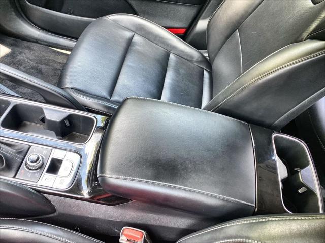 Photo of 2022 Dark Moss Kia Telluride