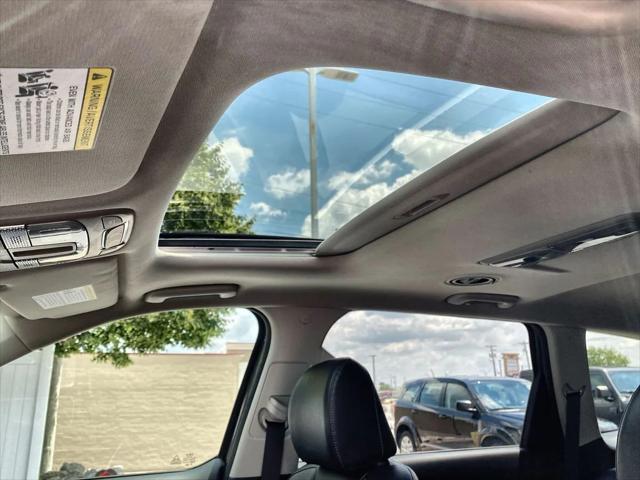 Photo of 2022 Dark Moss Kia Telluride