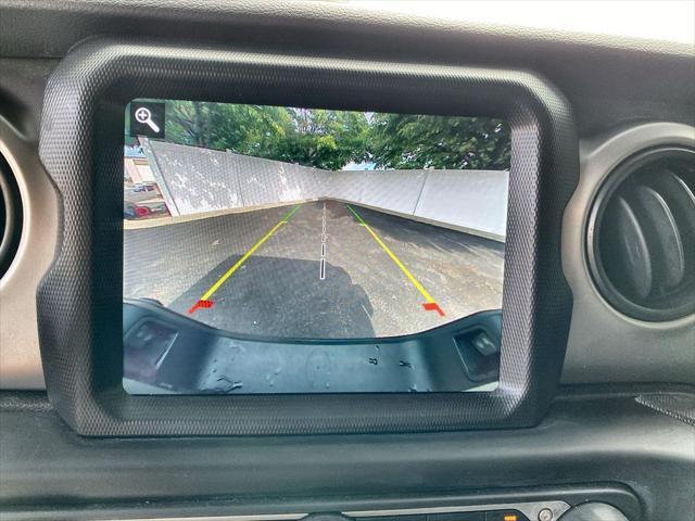 Photo of 2021 Black Clearcoat Jeep Gladiator