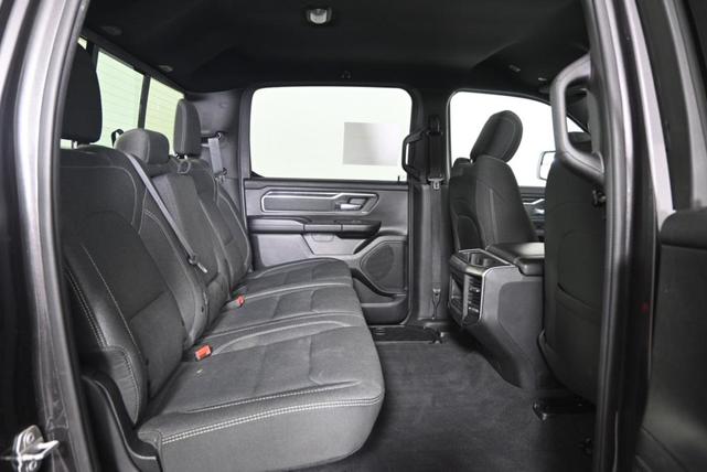 Photo of 2019 Granite Crystal Metallic Clearcoat RAM 1500