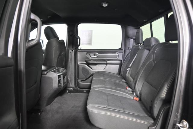 Photo of 2019 Granite Crystal Metallic Clearcoat RAM 1500