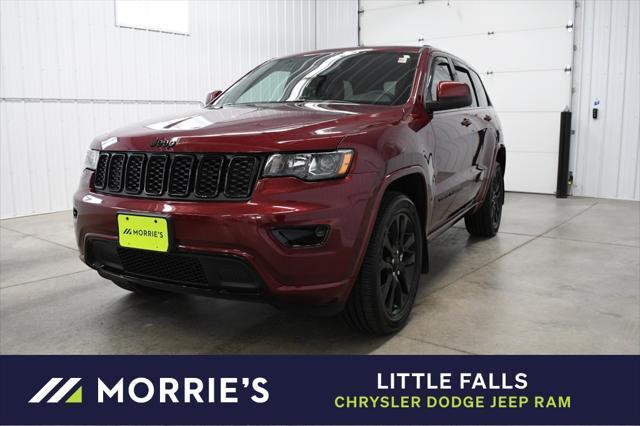 Photo of 2021 Velvet Red Pearlcoat Jeep Grand Cherokee
