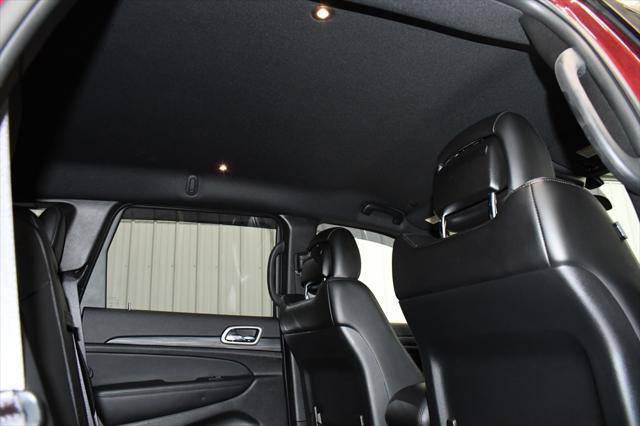 Photo of 2021 Velvet Red Pearlcoat Jeep Grand Cherokee