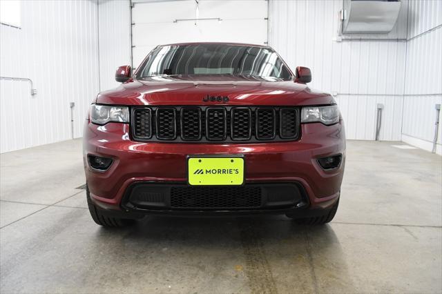 Photo of 2021 Velvet Red Pearlcoat Jeep Grand Cherokee