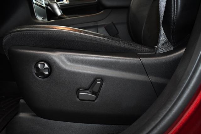 Photo of 2021 Velvet Red Pearlcoat Jeep Grand Cherokee