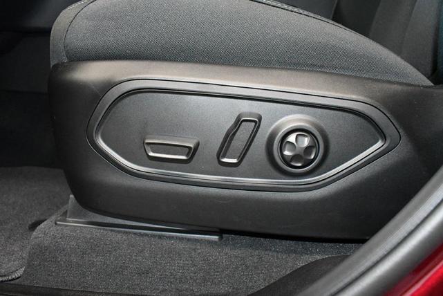 Photo of 2025 Velvet Red Pearlcoat Jeep Grand Cherokee L