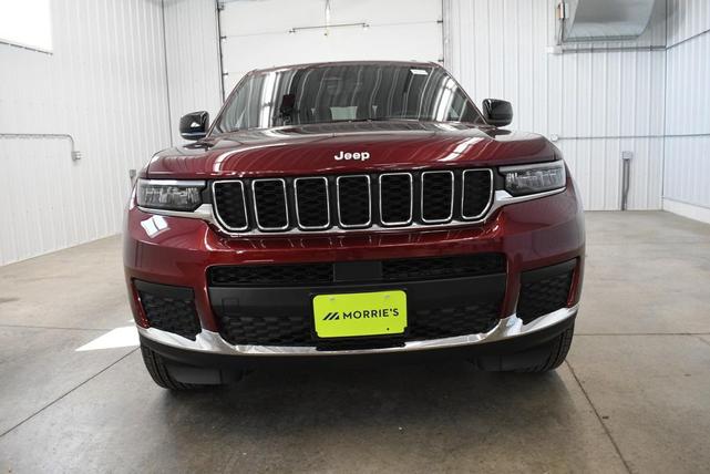 Photo of 2025 Velvet Red Pearlcoat Jeep Grand Cherokee L