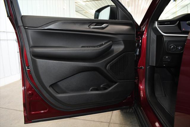 Photo of 2025 Velvet Red Pearlcoat Jeep Grand Cherokee L