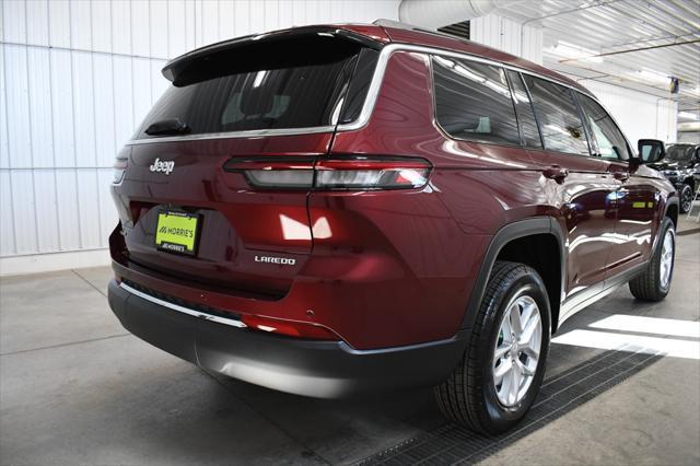 Photo of 2025 Velvet Red Pearlcoat Jeep Grand Cherokee L