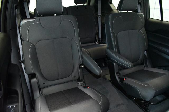 Photo of 2025 Velvet Red Pearlcoat Jeep Grand Cherokee L