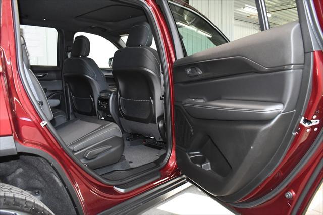 Photo of 2025 Velvet Red Pearlcoat Jeep Grand Cherokee L