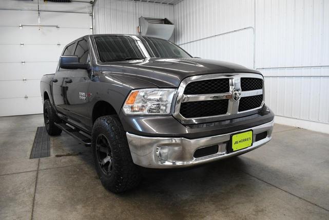 Photo of 2019 Granite Crystal Metallic Clearcoat RAM 1500