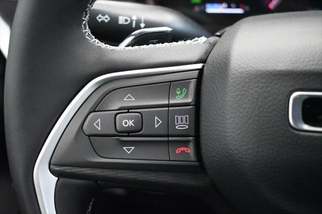 Photo of 2025 Velvet Red Pearlcoat Jeep Grand Cherokee