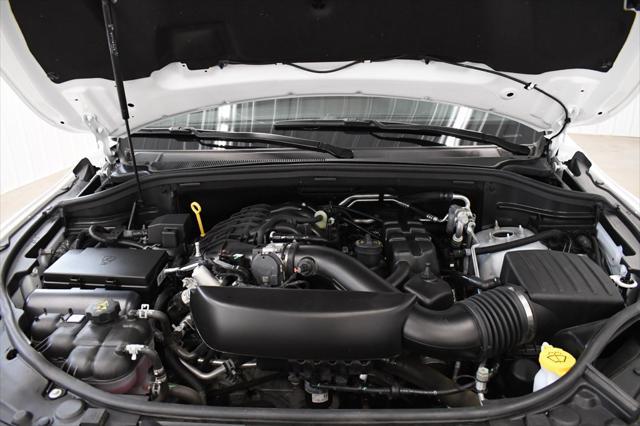 Photo of 2024 White Knuckle Clearcoat Dodge Durango