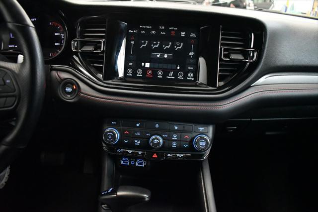 Photo of 2024 White Knuckle Clearcoat Dodge Durango
