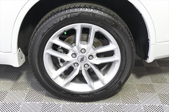Photo of 2024 White Knuckle Clearcoat Dodge Durango