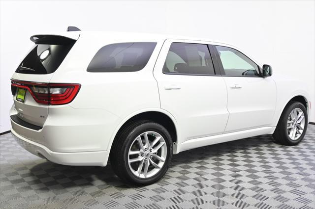 Photo of 2024 White Knuckle Clearcoat Dodge Durango