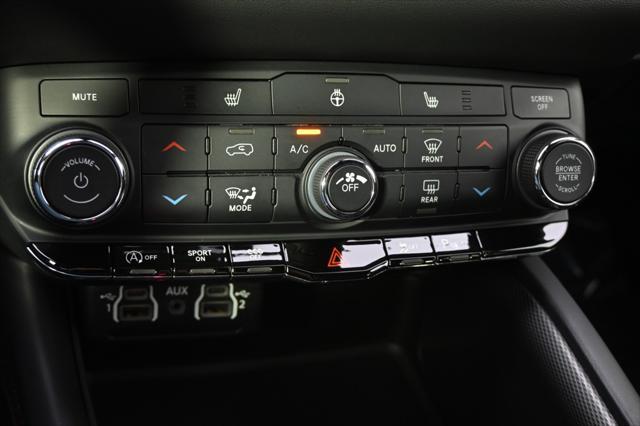 Photo of 2024 White Knuckle Clearcoat Dodge Durango