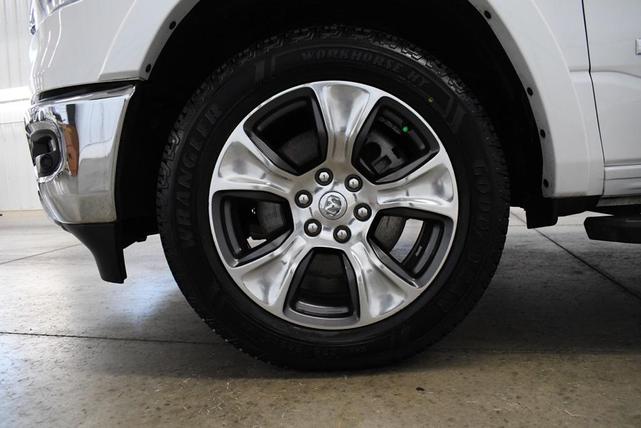 Photo of 2020 Ivory White Tri-Coat Pearlcoat RAM 1500