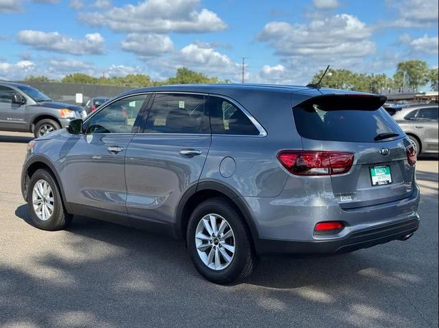 Photo of 2019 Everlasting Silver Kia Sorento