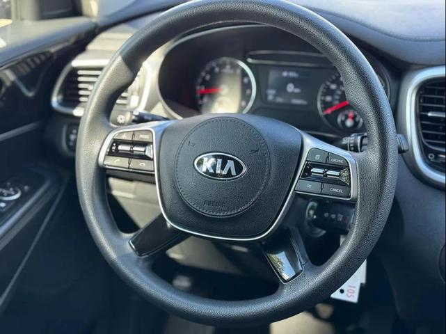 Photo of 2019 Everlasting Silver Kia Sorento