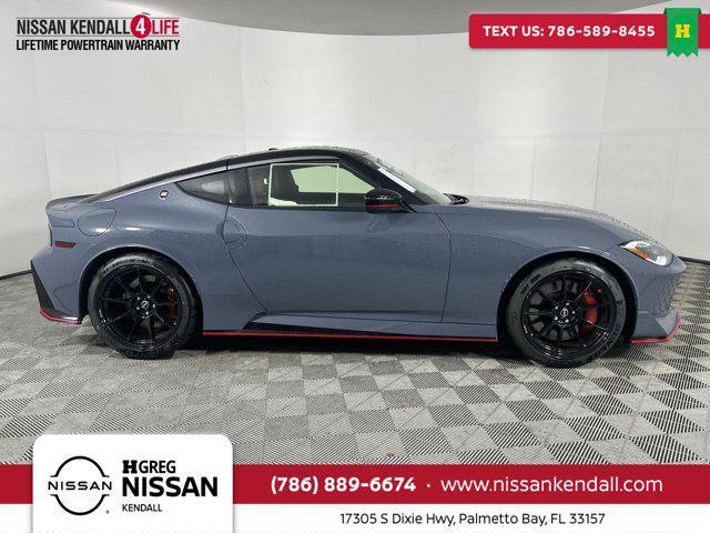 Photo of 2025 Stealth Gray/Super Black Nissan Z