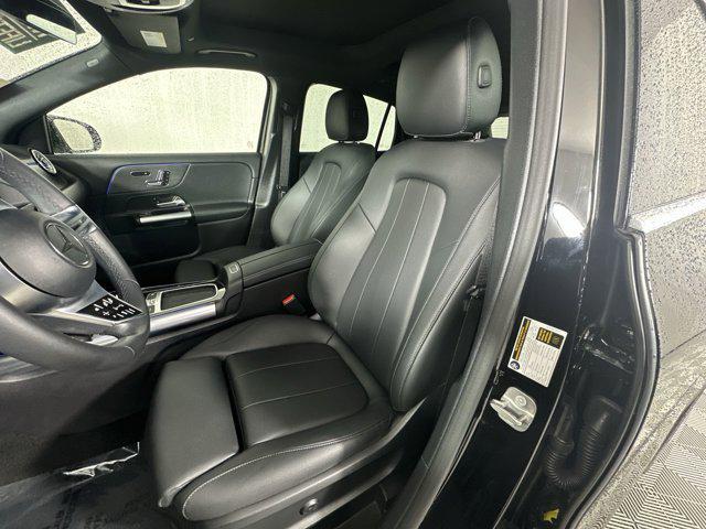 Photo of 2024 Night Black Mercedes-Benz GLA 250