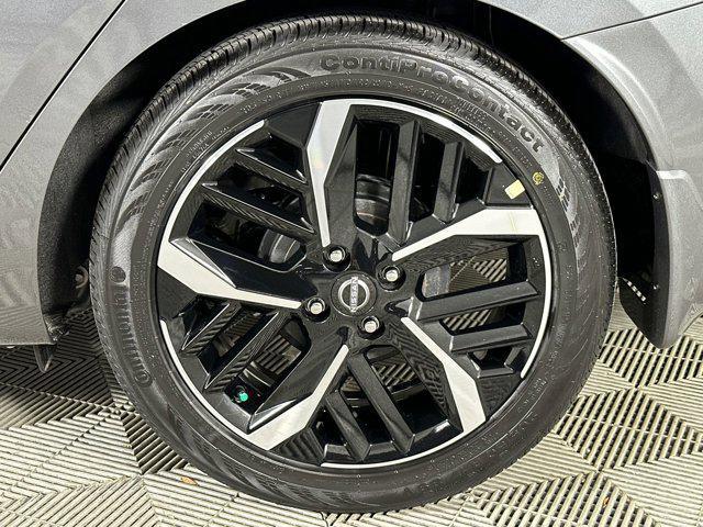 Photo of 2025 Gun Metallic Nissan Versa