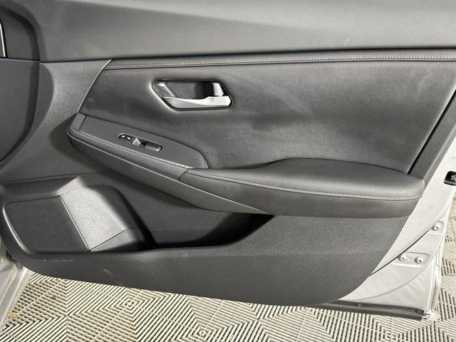Photo of 2021 Brilliant Silver Metallic Nissan Sentra
