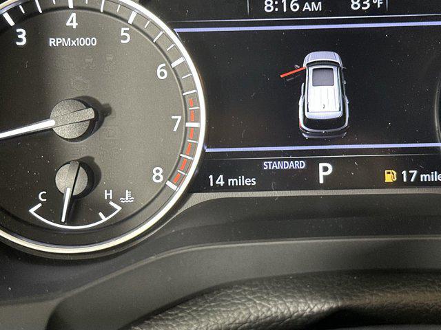 Photo of 2025 Glacier White Nissan Pathfinder