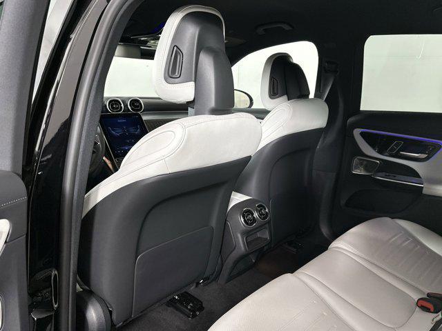 Photo of 2024 Black Mercedes-Benz GLC 300
