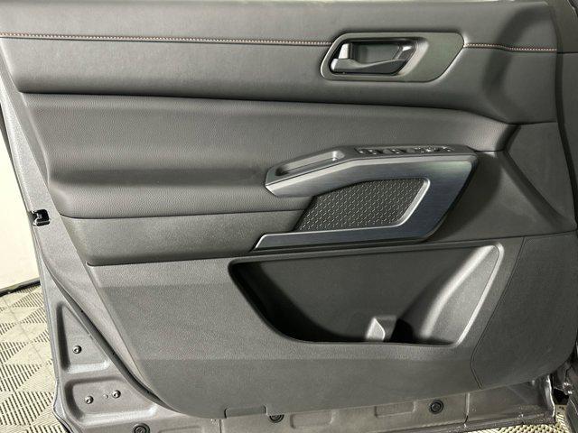 Photo of 2025 Gun Metallic Nissan Pathfinder