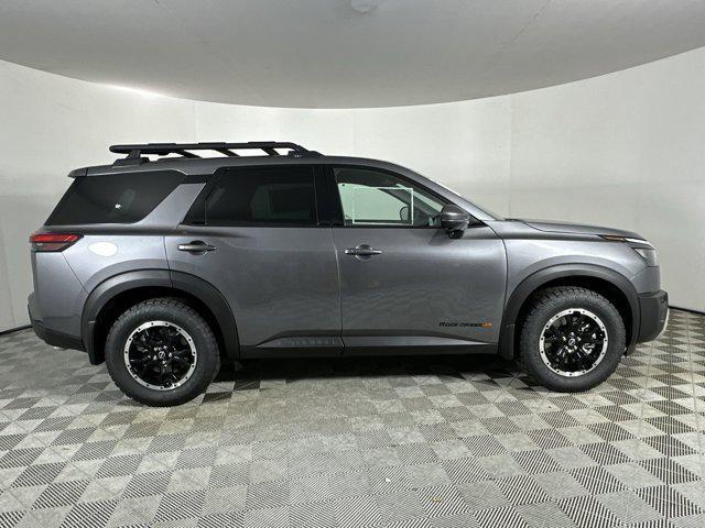 Photo of 2025 Gun Metallic Nissan Pathfinder