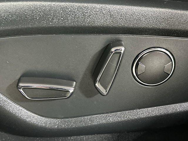 Photo of 2020 INFINITE BLACK Lincoln Nautilus