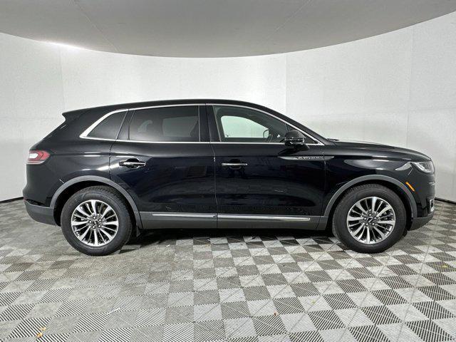 Photo of 2020 INFINITE BLACK Lincoln Nautilus
