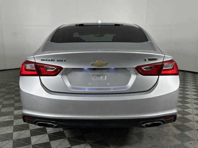 Photo of 2017 Silver Ice Metallic Chevrolet Malibu