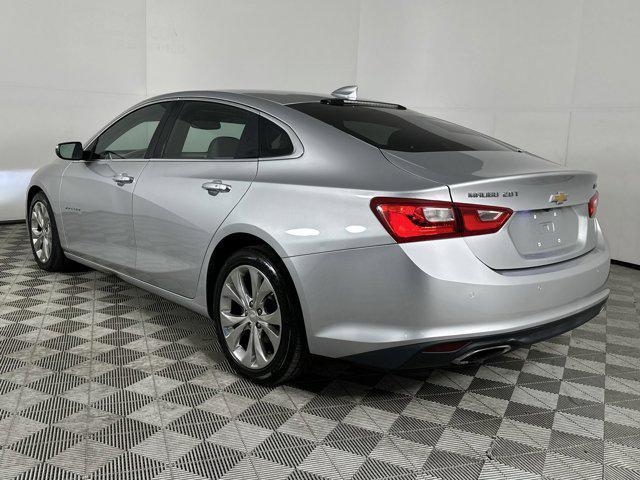 Photo of 2017 Silver Ice Metallic Chevrolet Malibu