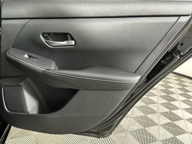 Photo of 2021 Super Black Nissan Sentra