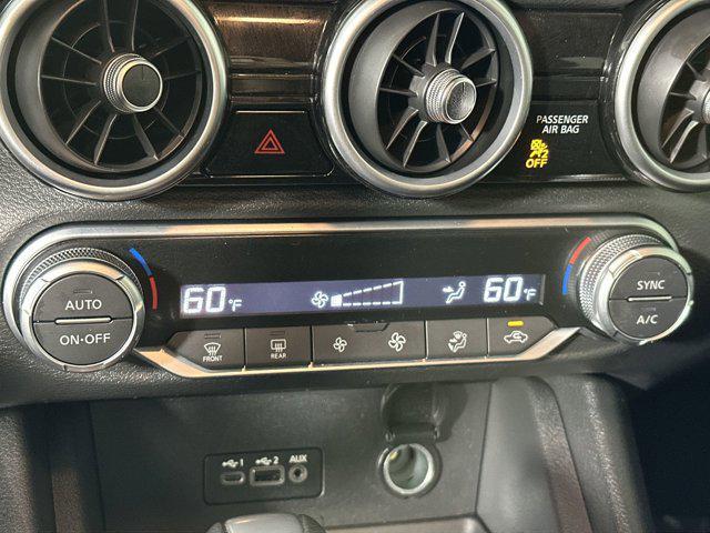 Photo of 2021 Super Black Nissan Sentra