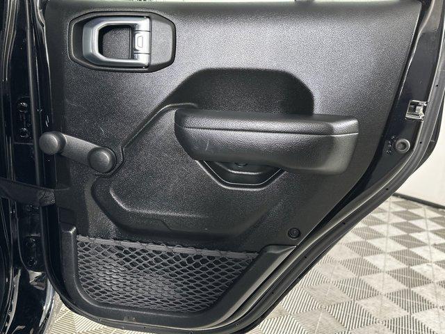 Photo of 2022 Black Clearcoat Jeep Gladiator