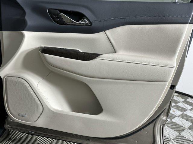 Photo of 2023 Light Stone Metallic GMC Acadia