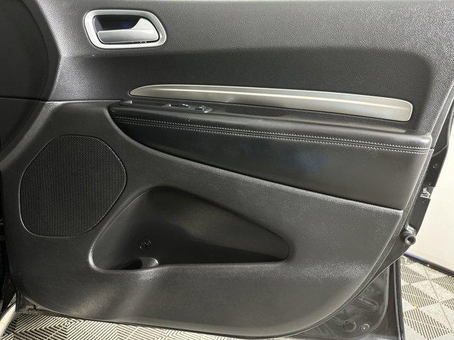 Photo of 2019 DB Black Clearcoat Dodge Durango