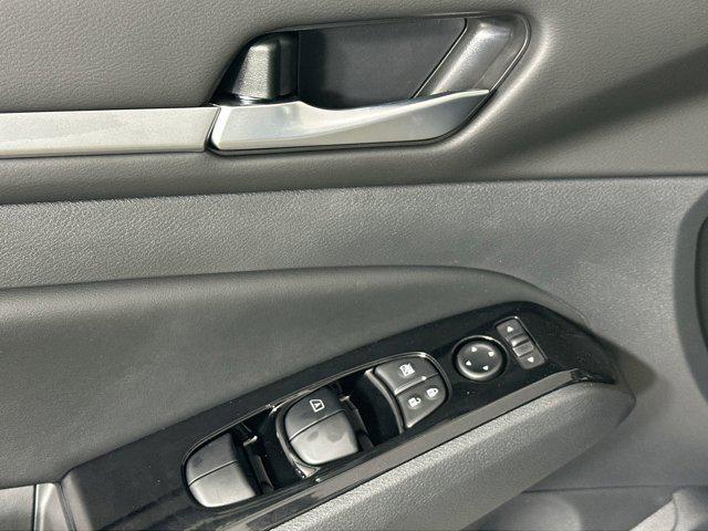 Photo of 2025 Gun Metallic Nissan Altima