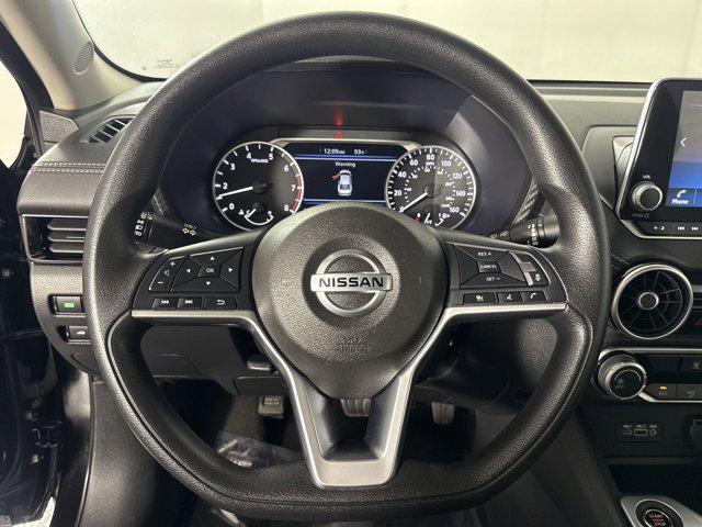 Photo of 2023 Super Black Nissan Sentra