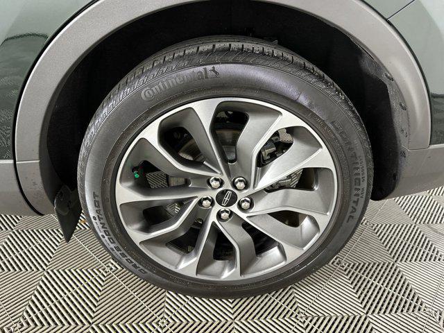 Photo of 2021 GREEN GEM Lincoln Nautilus
