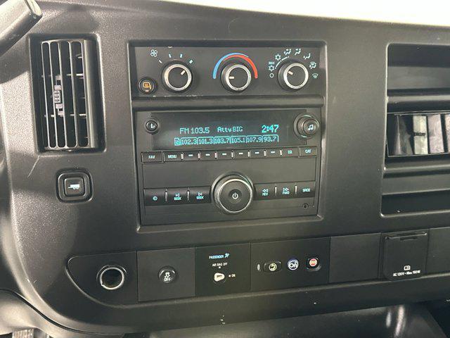 Photo of 2020 Summit White GMC Savana 2500