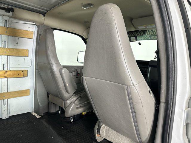 Photo of 2020 Summit White GMC Savana 2500
