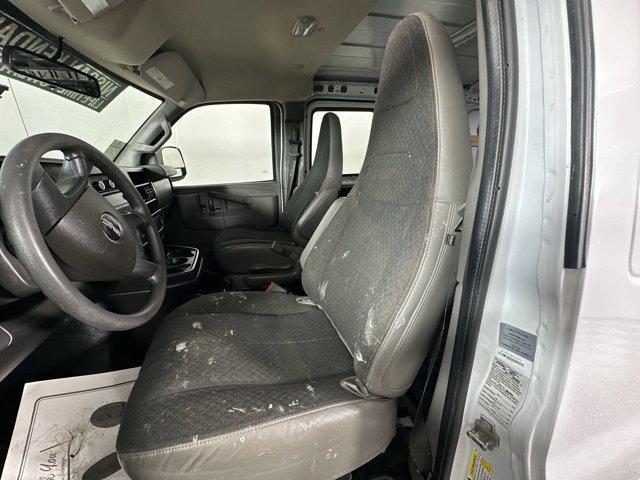 Photo of 2020 Summit White GMC Savana 2500