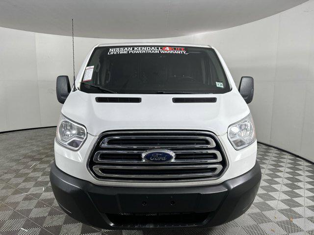 Photo of 2019 OXFORD WHITE Ford Transit-250