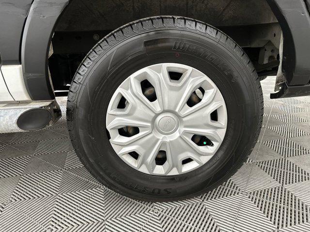 Photo of 2019 OXFORD WHITE Ford Transit-250